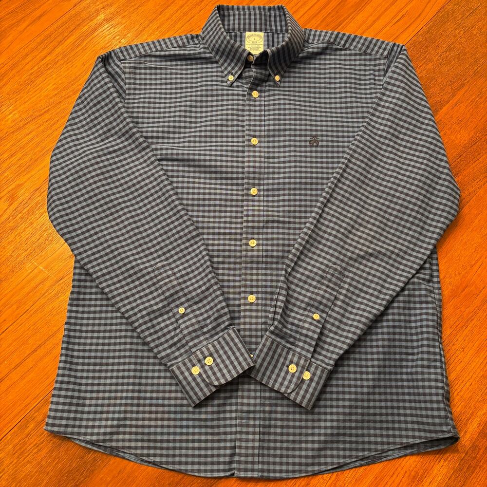 Brooks Brothers Men’s blue gingham long sleeve button down dress shirt large